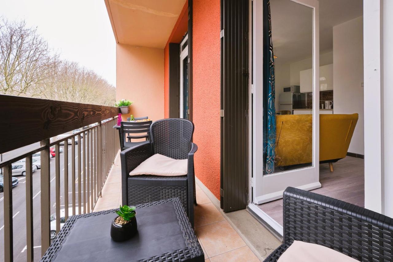 Tout Confort ! Climatisation, Centre-Ville, Parking, Terrasse, Wifi, Netflix Carcassone Exterior photo