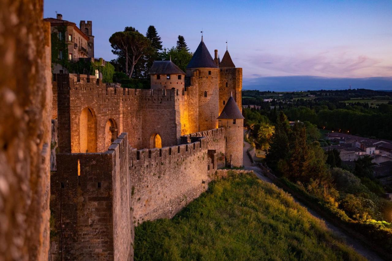Tout Confort ! Climatisation, Centre-Ville, Parking, Terrasse, Wifi, Netflix Carcassone Exterior photo